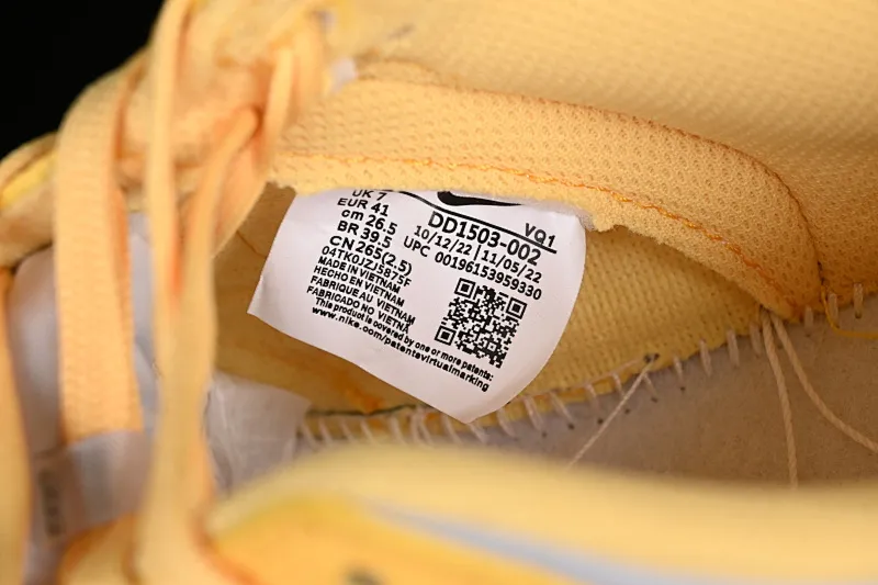 All Categories Nk SB Dunk Series Nk SB Dunk Low Low-top sneakers Nk Dunk Low Retro yellow-gray SB low-top sports and leisure sneakers DD1503-002